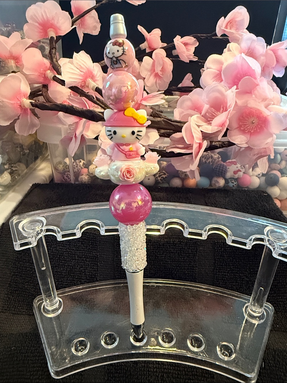 Hello Kitty Pink Beaded Decorative Pen